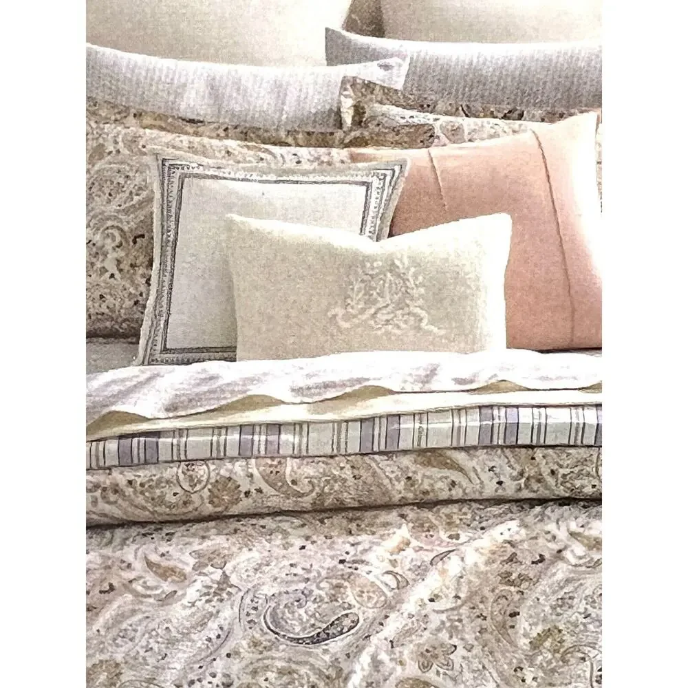 Ralph Lauren Estella Trellis Standard Pillowcases Pair NIP 20” X 32” Cream Multi
